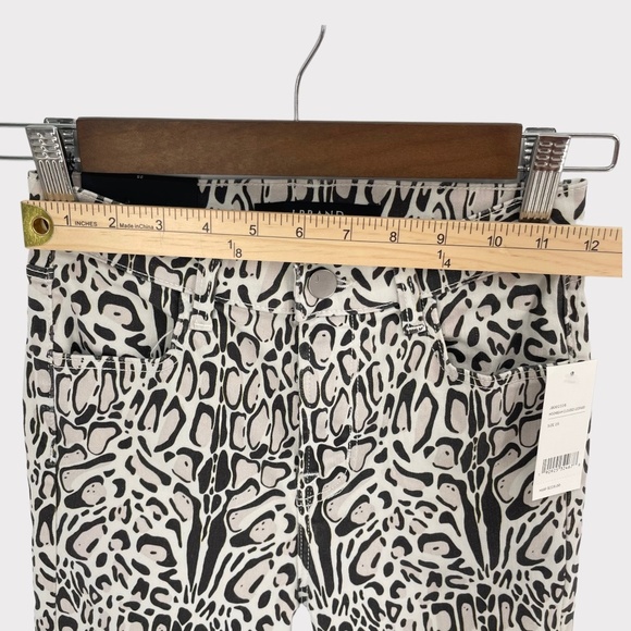 J Brand Alana High Rise Crop Skinny Jeans in Clouded Leopard - Picture 11 of 14